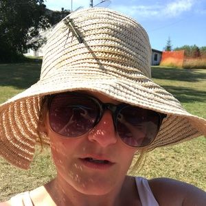 Meet your Posher, Ann